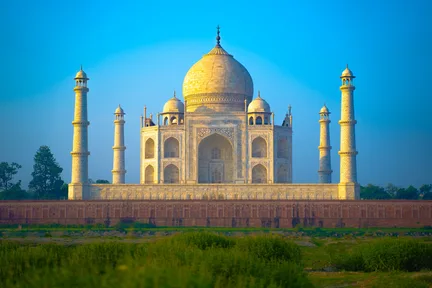 Explore Bharatpur Bird Sanctuary With Agra Overnight From Delhi