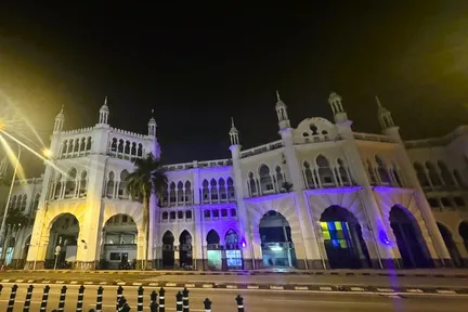 吉隆坡城市灯光和巴图洞穴夜游