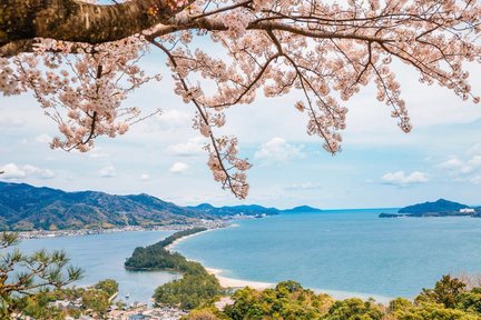 Ine Funaya&Amanohashidate&Miyama Town Gassho Village 1 Day Tour(Depa