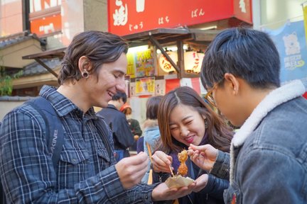 Lawatan Berjalan Kaki Merasai Makanan Tempatan Osaka di Dotonbori & Shinsekai