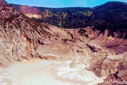 Tangkuban Perahu Crater Tour from Bandung