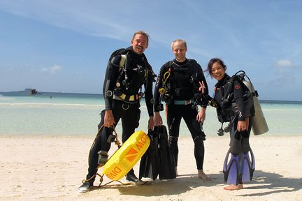 Discover Scuba Diving by WaterColors