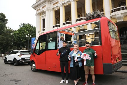 Hanoi Exclusive Craft Beer Bus: Cultural Sightseeing City Tour