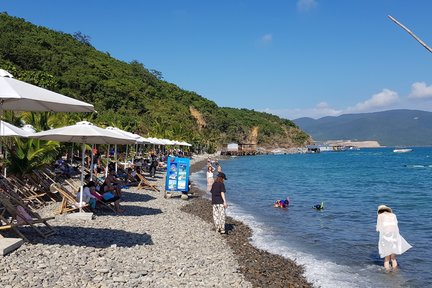 Korallenriff-, Fischerdorf- und Tranh-Strandtour ab Nha Trang