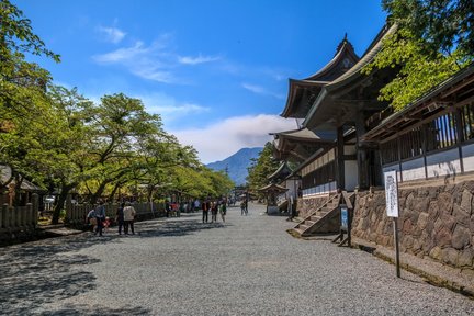 Chartered Tour - Aso Shrine & Monzen Town Water Base Tour & Goshentai Aso Summit (Departing from Aso)