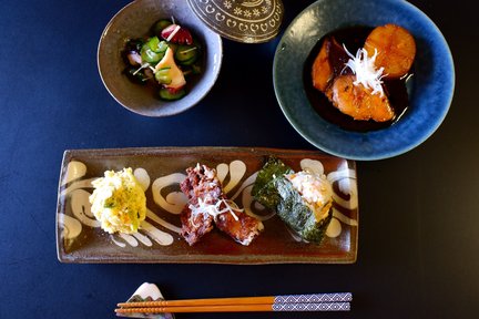 大阪 (Osaka) 美食體驗：日本小吃和清酒課程