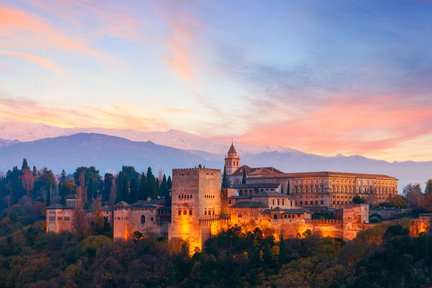 Granada and Alhambra Tour from Malaga