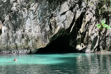 Koh Lanta: Snorkeling Tour to 4 Island & Emerald Cave