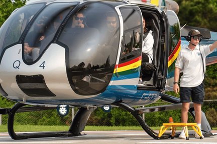 Ultimate Niagara Falls Tour with Helicopter Experience