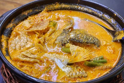 Kam Long Ah Zai Curry Fish Head in Johor Bahru