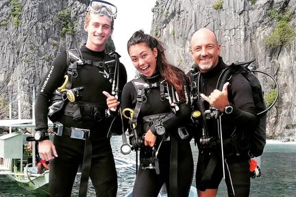 El Nido's Liquid Realm: Embark on Scuba Mastery with PADI 5* Center