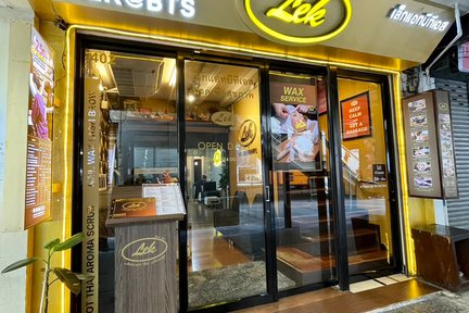 Lek Massage and Spa at BTS Siam Station Experience in Bangkok