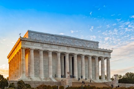 Washington DC Monuments Self-Guided Walking Trip