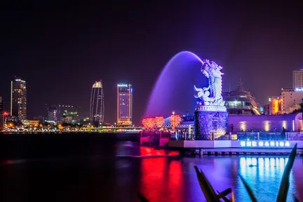 岘港 (Da Nang) 夜生活,乘坐太阳摩天轮并享用晚餐(岘港出发)