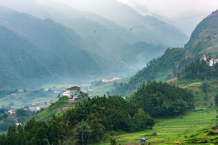 2D1N Explora el campo y la cultura étnica de Sapa con Easy Rider