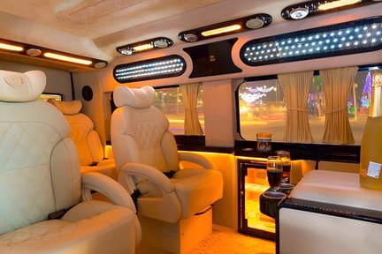 Tour Tham Quan Địa Đạo Củ Chi Và Đồng Bằng Sông Cửu Long Bằng Xe Limousine