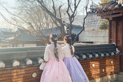 Pengalaman Mengenakan Hanbok di Byulgungteo Cabang Gyeongbokgung