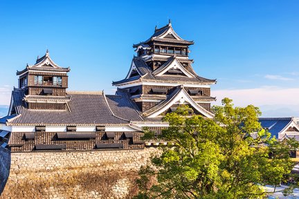 Kumamoto Castle & Aso Volcano & Kusasenri & Dazaifu Tenmangu Shrine / Kurokawa Onsen Day Tour (Depart from Fukuoka)