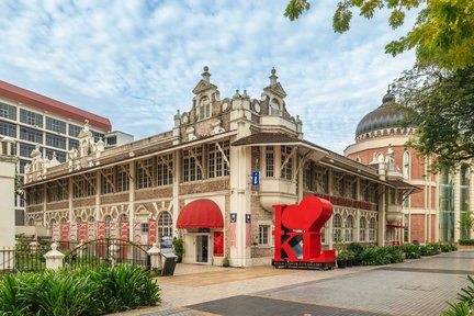Dive Into 3 Cultures Walking Tour in Kuala Lumpur