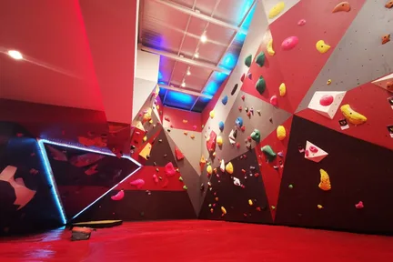 曼谷Gravity Lab室内攀岩体验