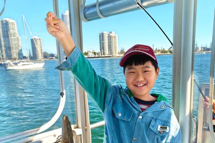 Gold Coast Leisure BBQ Fishing 4 Day Tour with Chinese Guide