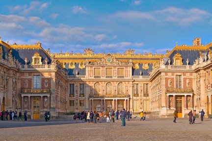 Versailles Palace Ticket with Audio Guide from Paris