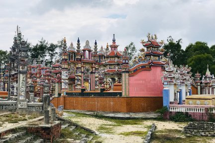 Visit An Bang, the City of Ghosts by Private Car from Hue