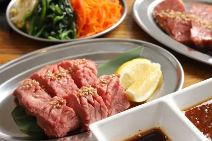焼肉ホルモンたすき(Yakiniku Tasuki)烧肉 - 东京新桥
