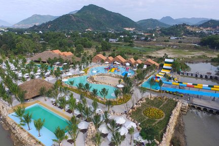 Tour Riêng Nửa Ngày Tắm Bùn và Suối Nước Nóng Nha Trang