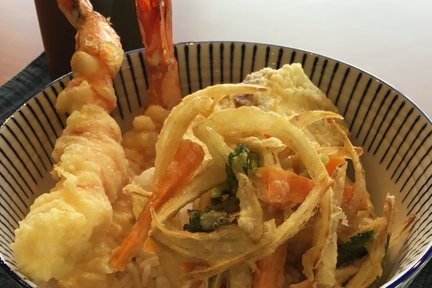 Donburi Cooking Course and Nishiki Market Private Tour