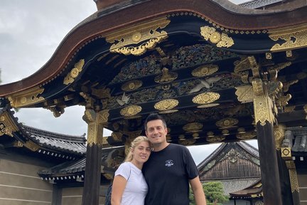 Tour a pie de medio día por Kioto: templo Kiyomizu, Gion y mercado Nishiki