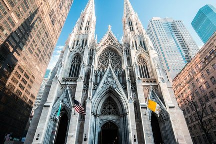 St Patricks Cathedral Tour & 30+ NYC Top Sights Walking Tour