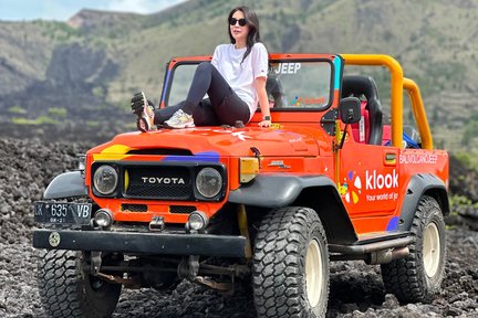 Erleben Sie den Sonnenaufgang am Mount Batur im Allrad-Jeep