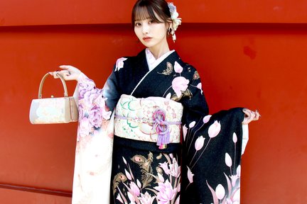 Sewaan Kimono di Kanazawa oleh Kimono Rental Wargo Kanazawa Korinbo Store