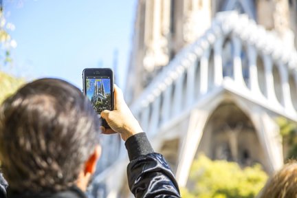 Sagrada Familia and Park Guell Guided Tour 