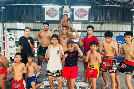 大城泰拳课程（Muay Thai Class in Ayutthaya by Sit Palan Muay Thai Gym）