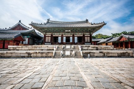 Seoul - Changgyeonggung Palace Tour