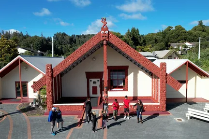 Whakarewarewa Village Guided Tour
