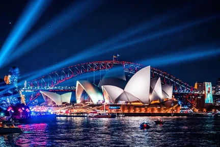 Vivid Lights, Drinks and Canapes 75 minute Cruise