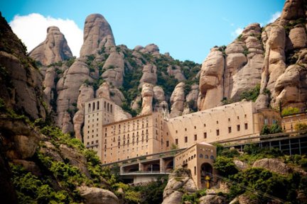 Tour Montserrat từ Barcelona