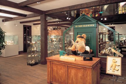 Izu Teddy Bear Museum Admission Ticket