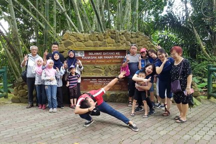 Sabah Kinabalu Park, Poring Hot Spring and Desa Dairy Farm Day Tour