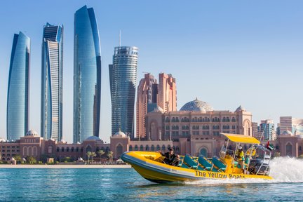 Visite en bateau de l'Emirates Palace et de la marina de Yas à Abu Dhabi