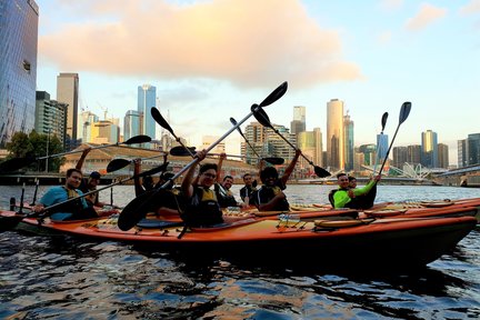 Excursion en kayak sur la rivière Yarra avec entrée Eureka Skydeck à Melbourne