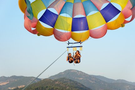 Boracay Parasailing