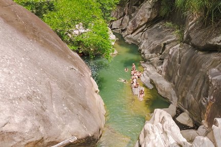 Excursion d'une demi-journée à la cascade de Ba Ho à Nha Trang