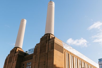Tiket Lift 109 di Battersea Power Station, London
