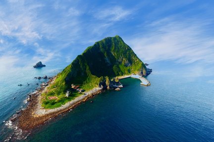 基隆屿登岛・绕岛・上灯塔・绕巡象鼻岩体验