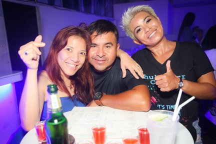 Pub Crawl di Patong Beach