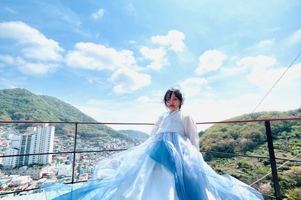 Thuê Hanbok tại Làng Văn Hóa Gamcheon ở Busan